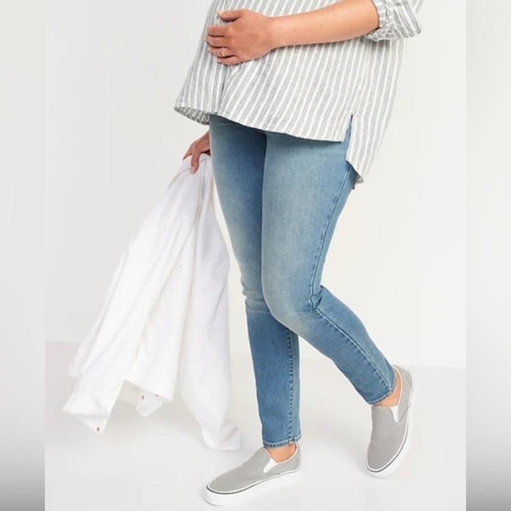 NWT Old Navy Maternity Pants
